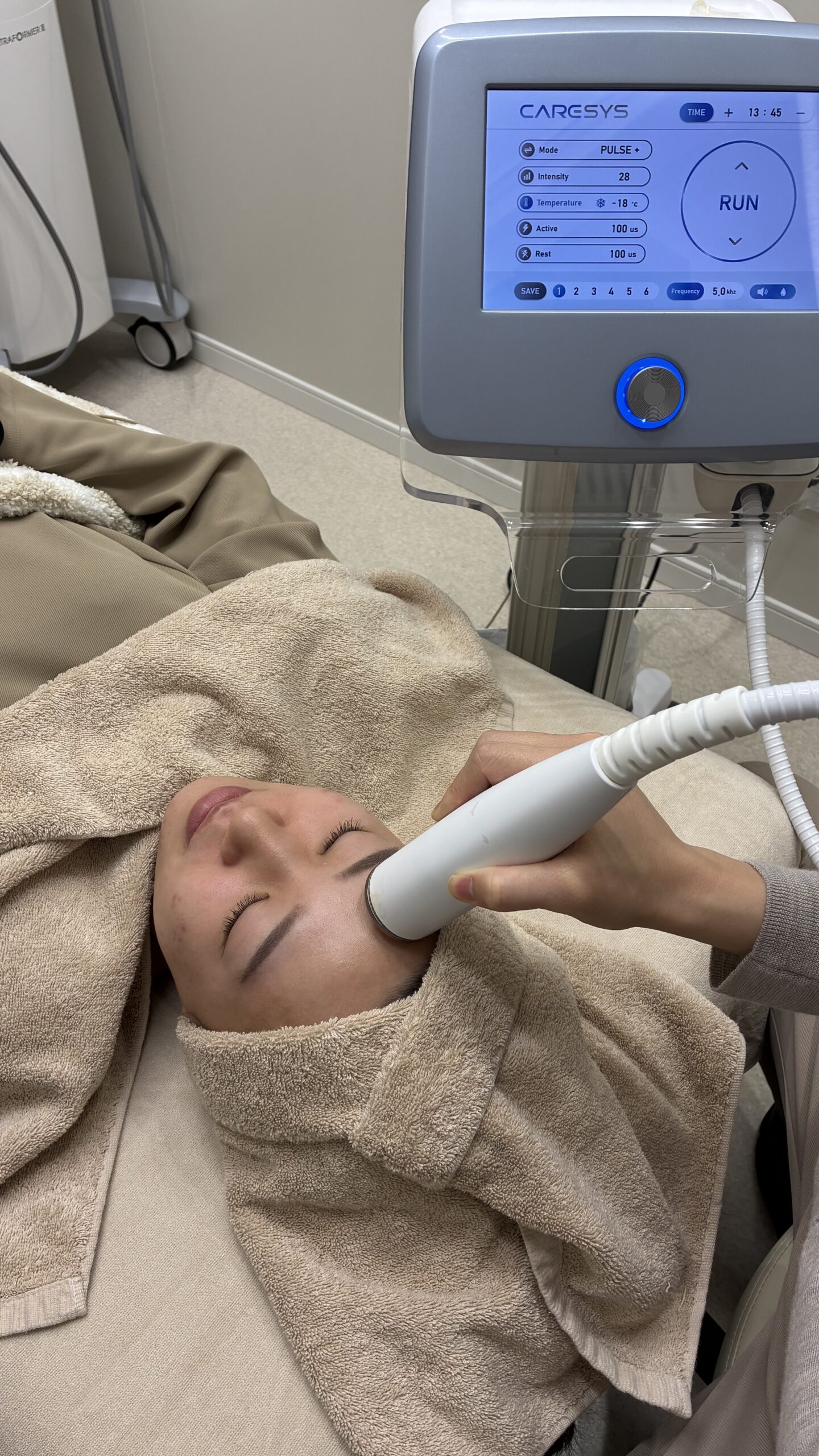 冷却しながら美容成分を届ける《ケアシス》のご紹介🌙